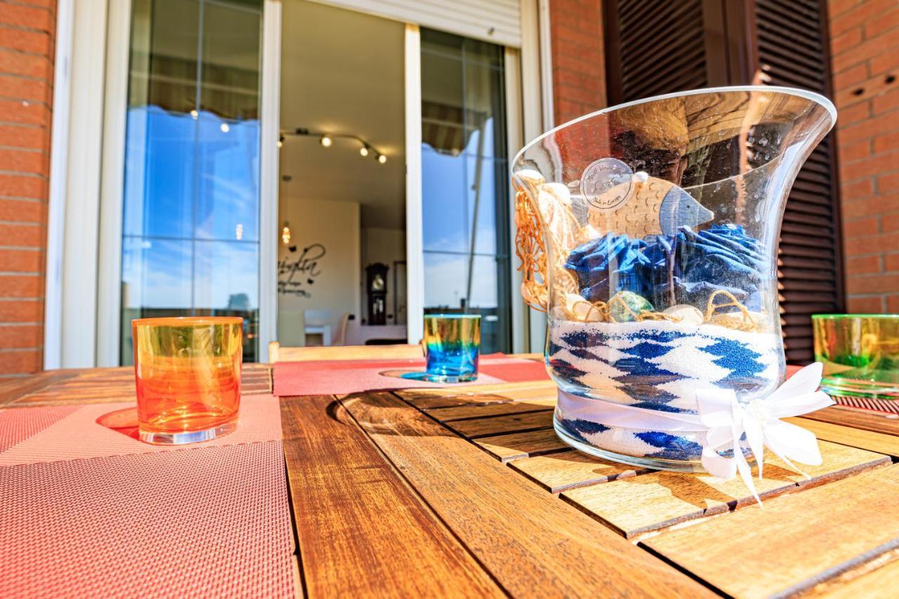 L' Essenziale Apartment Ливорно Екстериор снимка