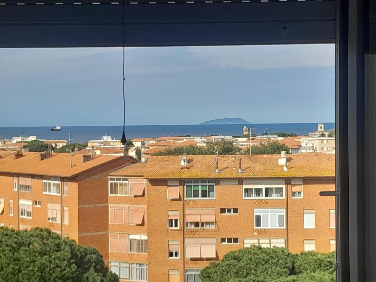 L' Essenziale Apartment Ливорно Екстериор снимка